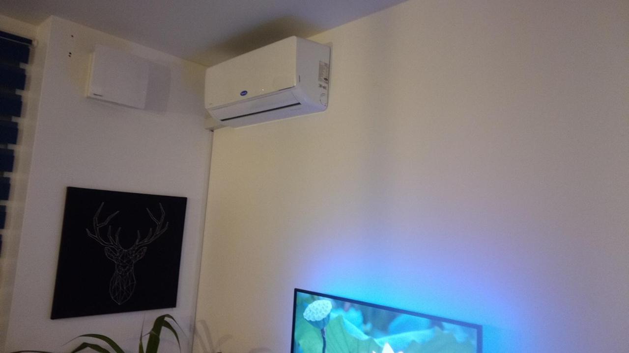 Georgeous Bright Studio In A Bright Residential Complex Comfort Town Кт-08 Kiev Ngoại thất bức ảnh